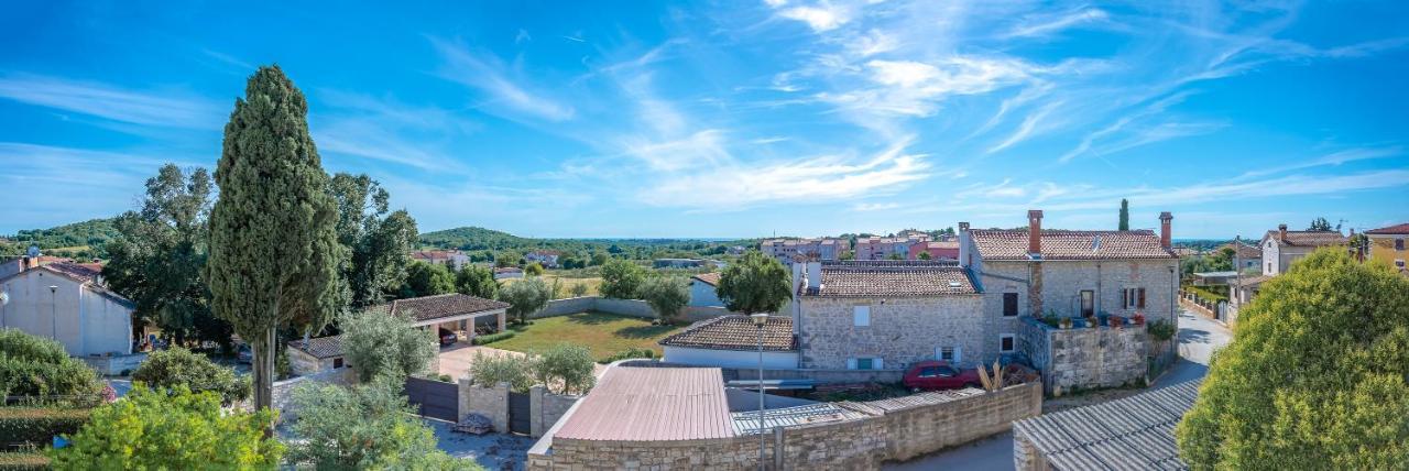 App Roko 2 Lägenhet Poreč Exteriör bild