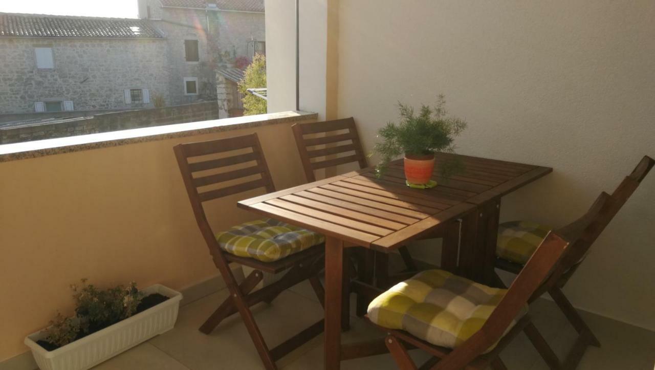 App Roko 2 Lägenhet Poreč Exteriör bild